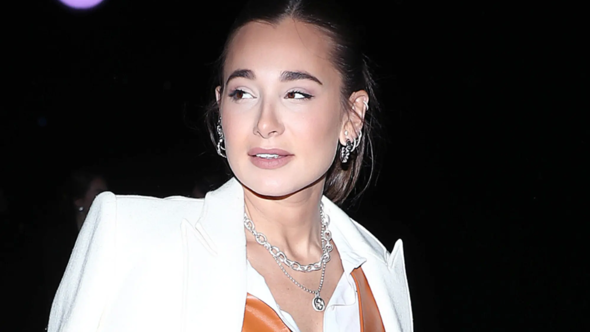 Danielle Bernstein Net Worth 2024